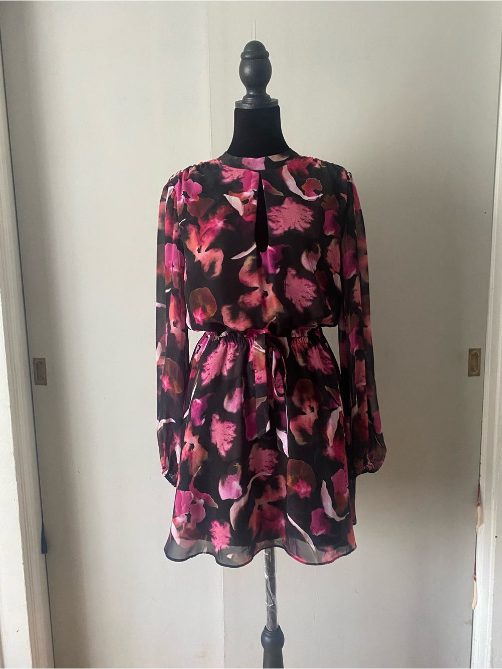 Bar III Black CuteFlirty mini Dress with Pink Floral Print and Tie-Waist detail - Picture 3 of 6